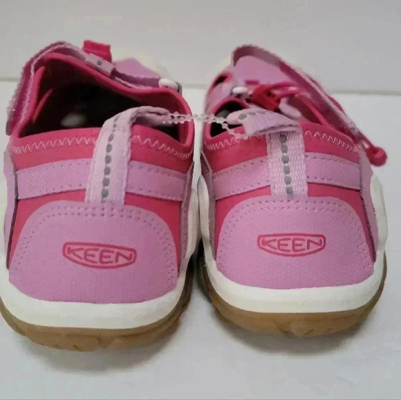 Keen Knotch Creek Magenta Waterproof Sandals Size 6 - Picture 2 of 5